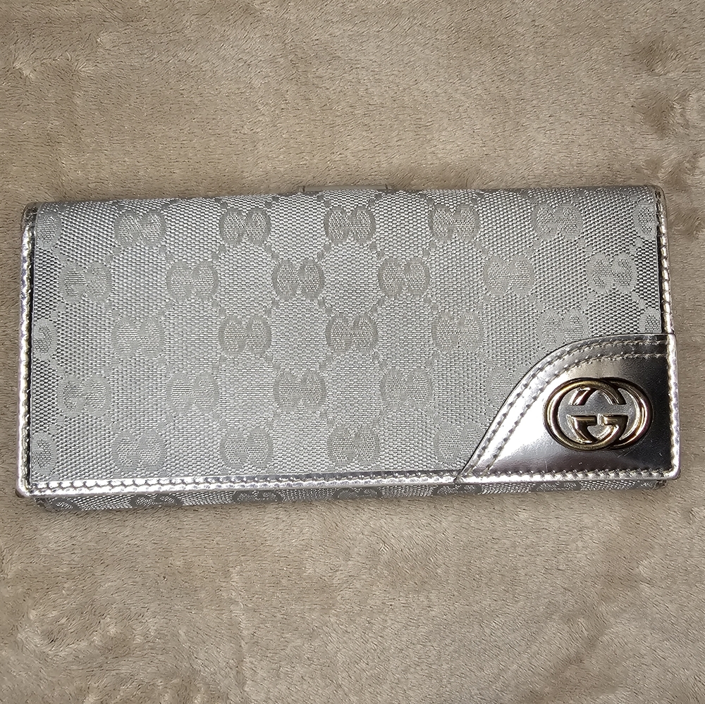Gucci Rare Silver canvas Long Wallet with Box - Picture 5 of 16
